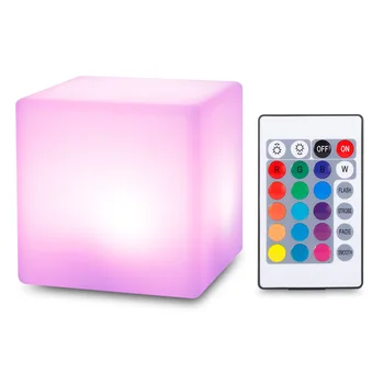 Nabíjateľné LED Kocka Tvar Nočné Svetlo S Diaľkovým ovládaním Pre Spálne 7 Farieb Zmena USB Nočné Svetlo vstavanej Batérie.