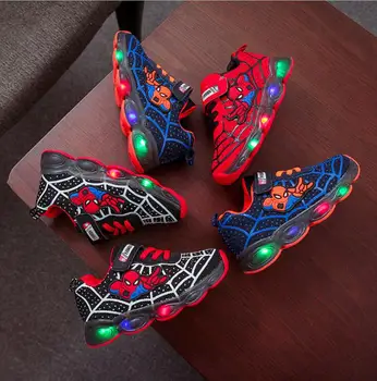 Nové Disney Kreslené Spiderman Topánky Dieťa Svetelný Tenisky Značky Oka obuv Chlapcov Deti LED Blikajúce Topánky Dieťa Bežné Čistenie